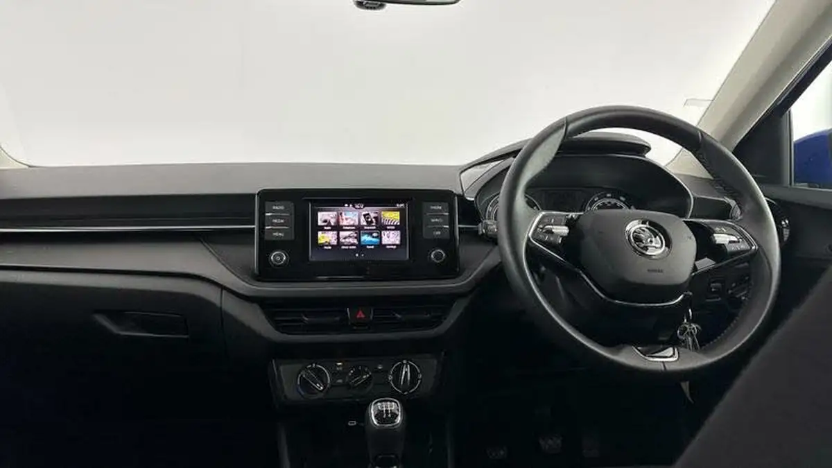 2022-skoda-fabia-10-tsi-se-comfort-95ps-big-25
