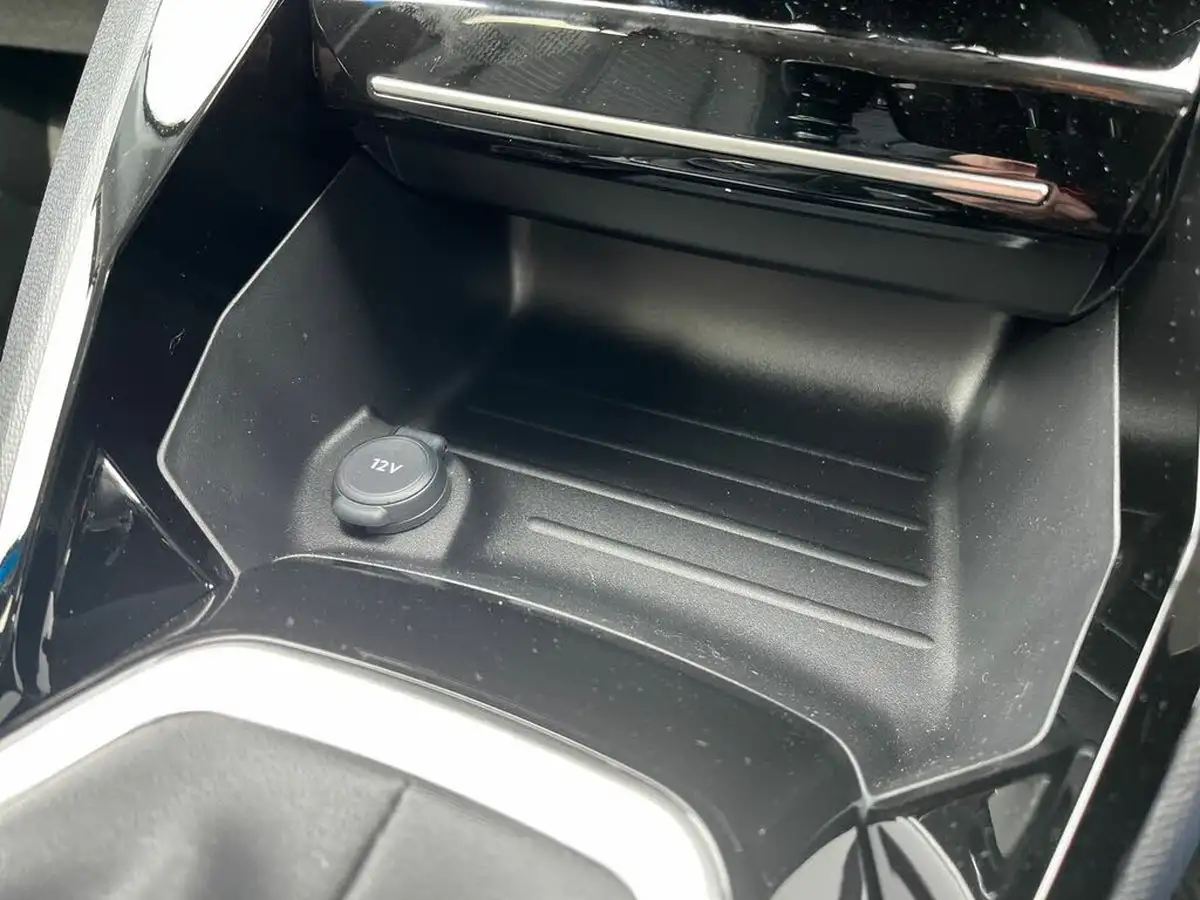 2024-peugeot-208-12-puretech-allure-big-29