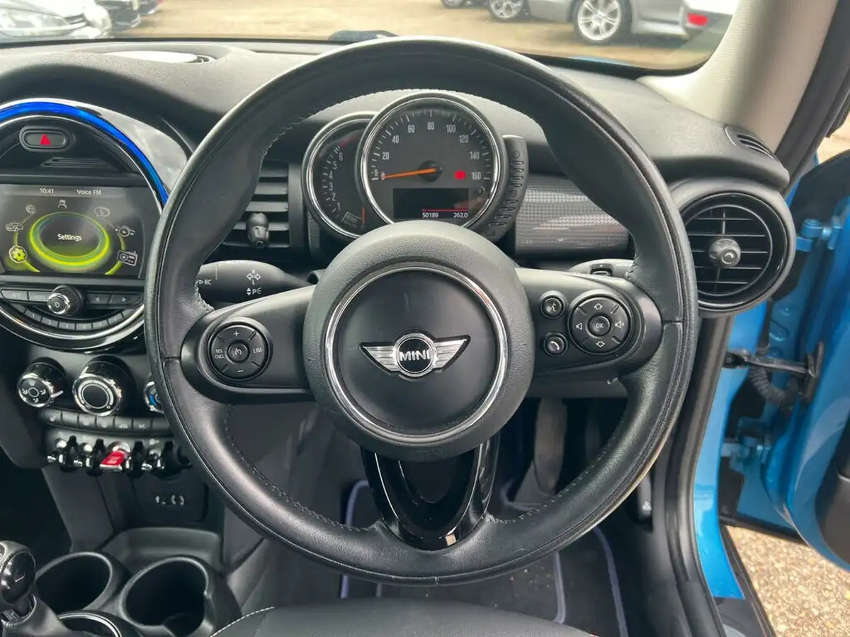 2016-mini-cooper-15-cooper-ss-hatchback-3d-big-14