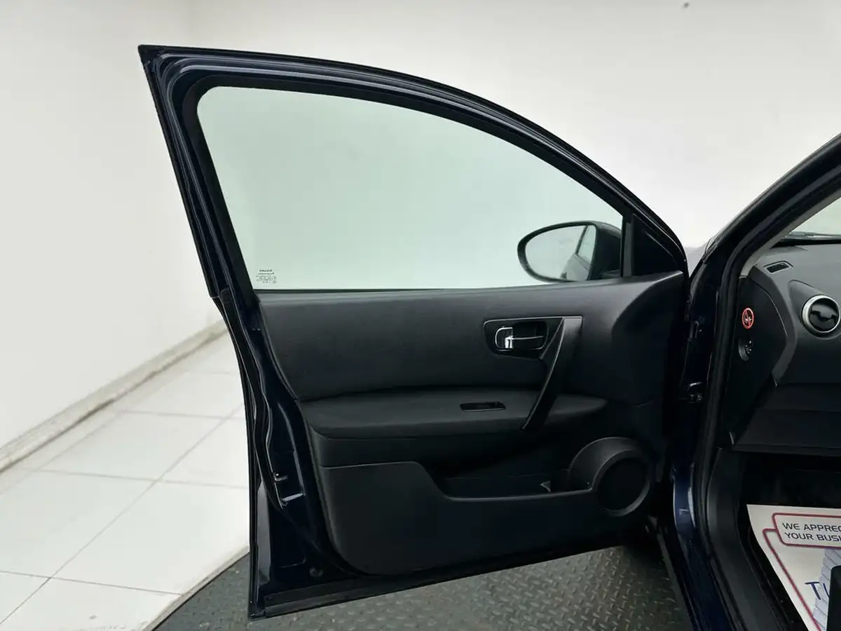 2008-nissan-qashqai-16-visia-big-22