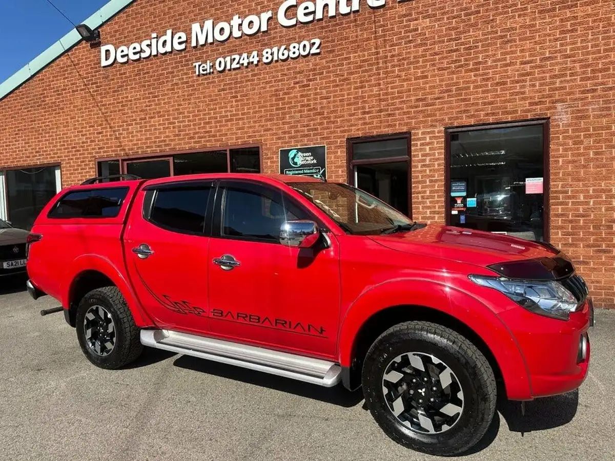 2017-mitsubishi-l200-24di-d-barbarian-178bhp-eu6-auto-big-34