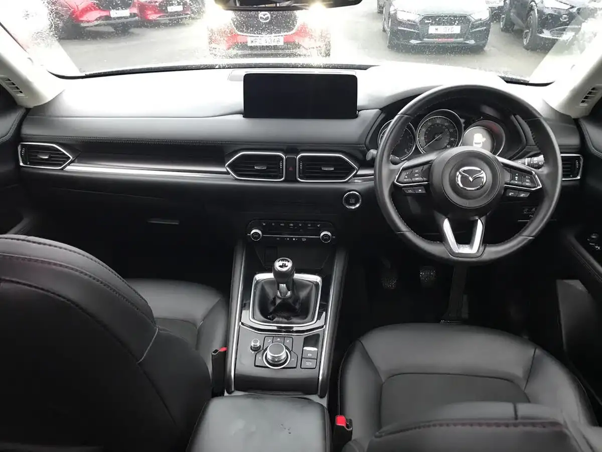 2021-mazda-cx-5-20-kuro-edition-big-3