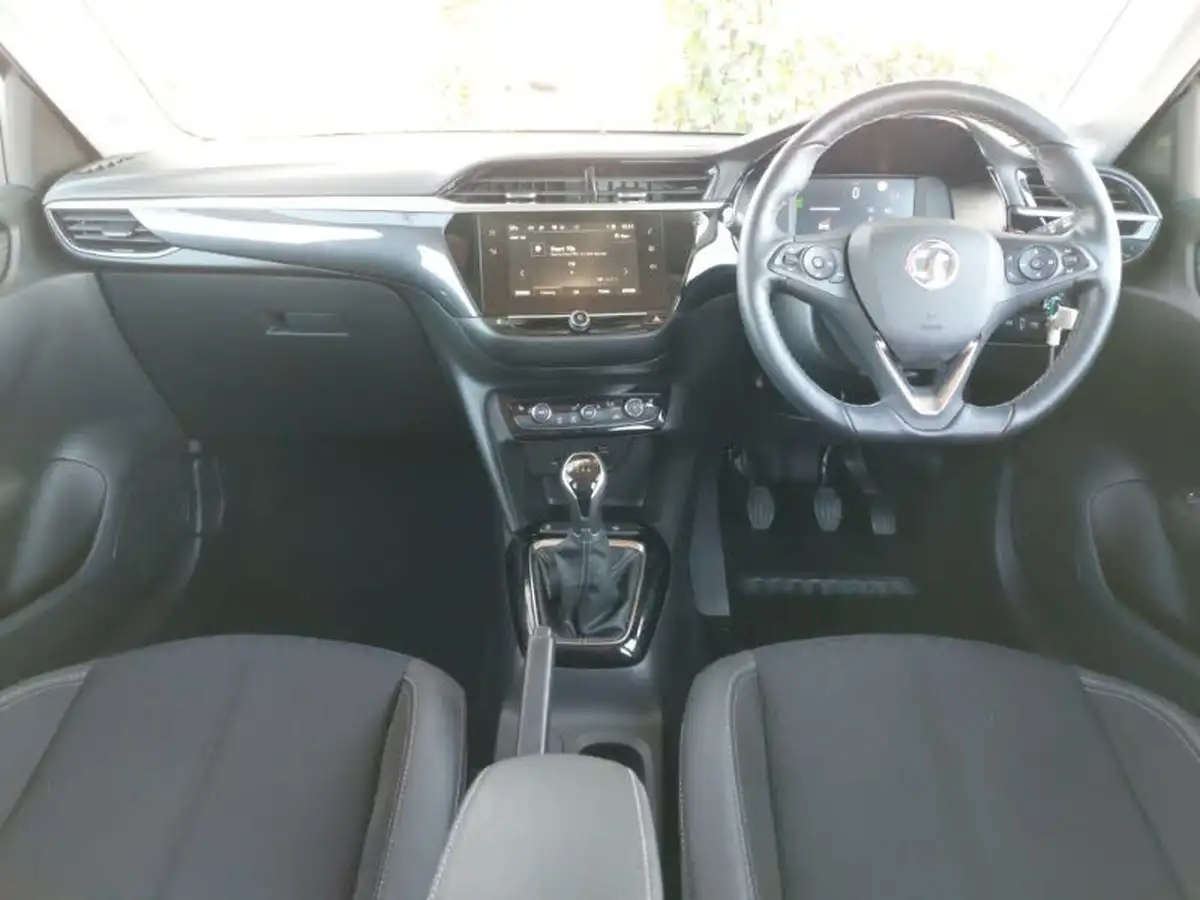 2022-vauxhall-corsa-12i-elite-edition-big-2