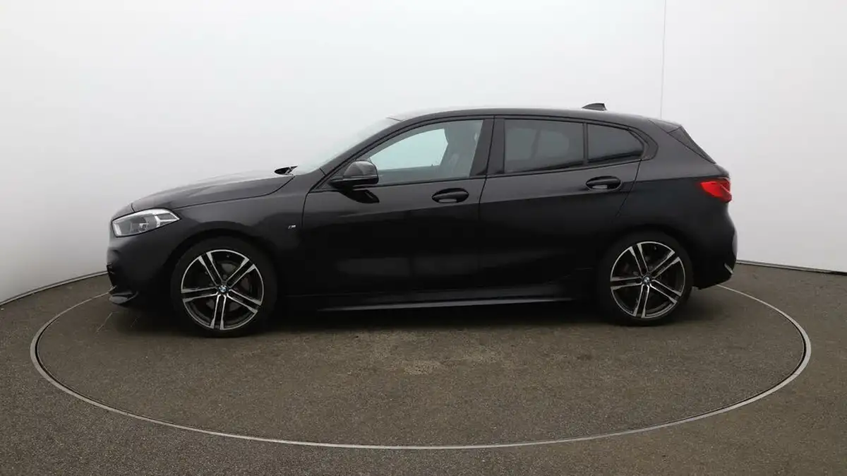 2021-bmw-1-series-15-118i-m-sport-lcp-dct-big-57