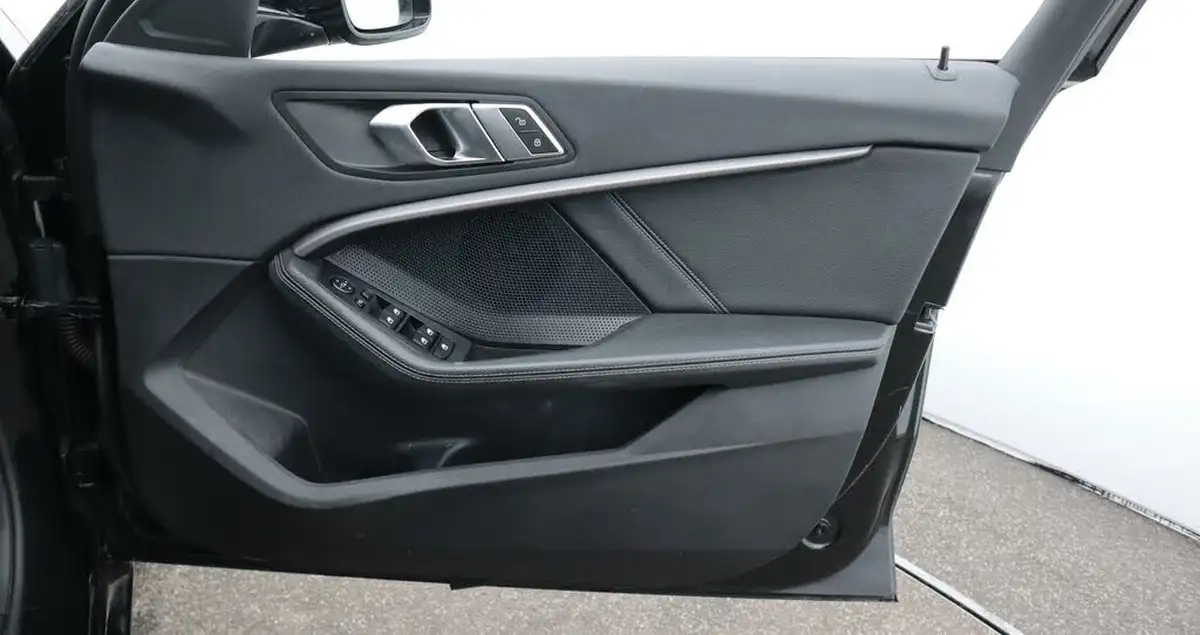 2021-bmw-1-series-15-118i-m-sport-lcp-dct-big-15