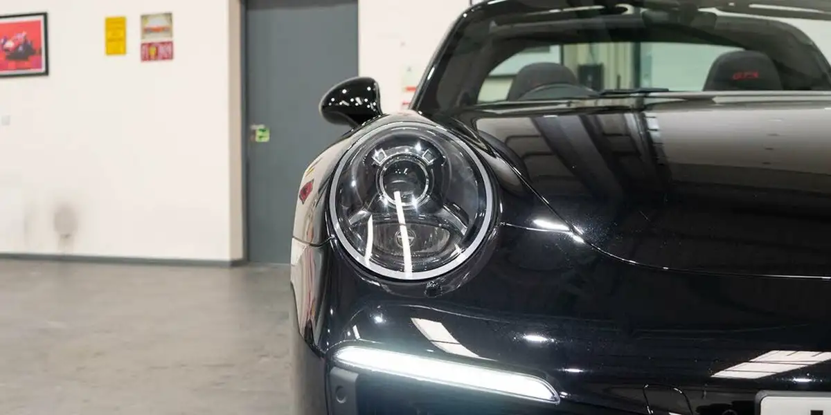2018-porsche-911-30-targa-4-gts-450bhp-pdk-big-47