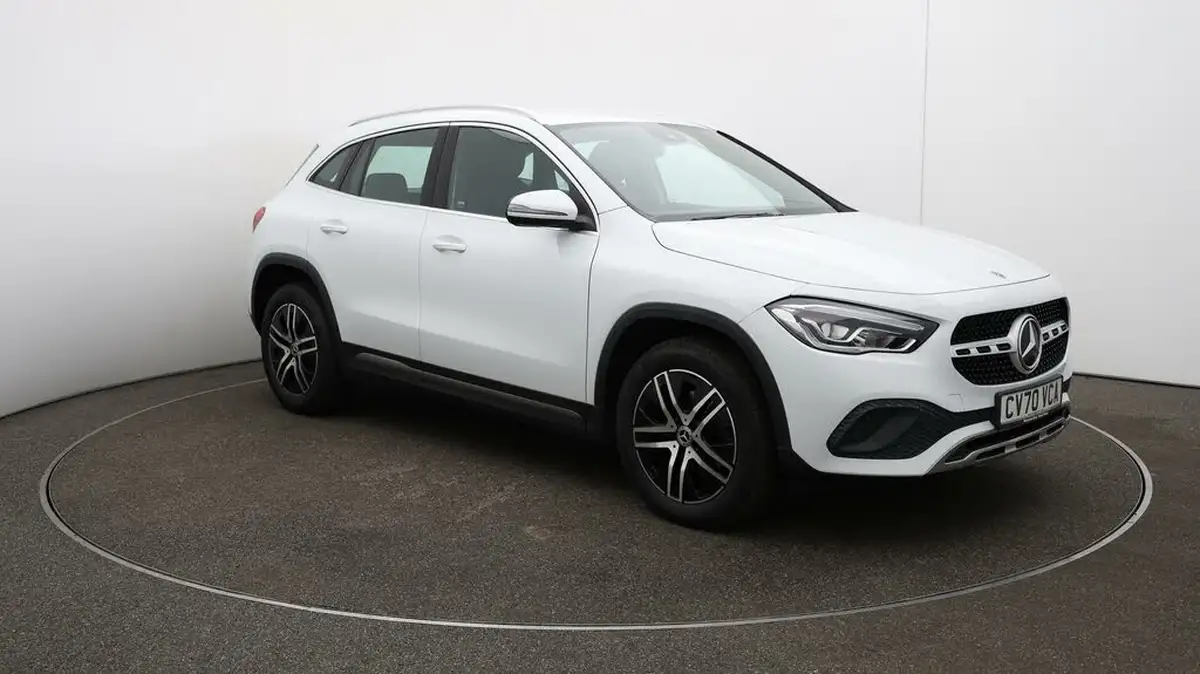 2020-mercedes-benz-gla-class-13-gla-200-sport-big-35