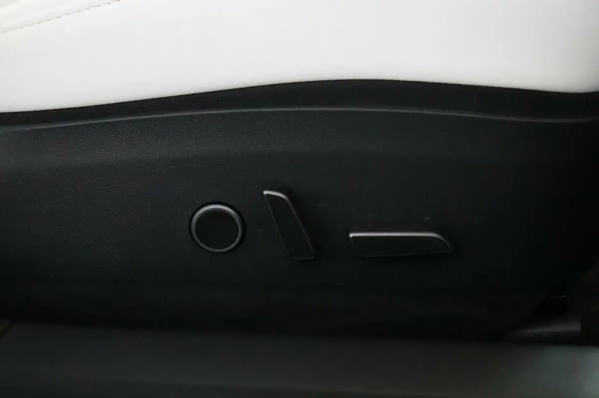 2022-tesla-model-3-e-long-range-big-20