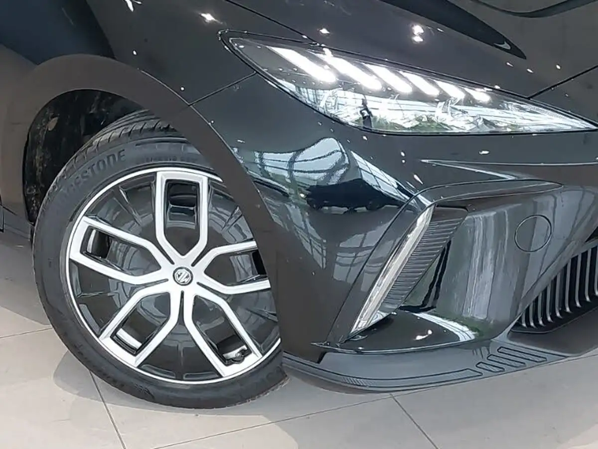 2023-mg-mg4-e-trophy-ev-203ps-long-big-8