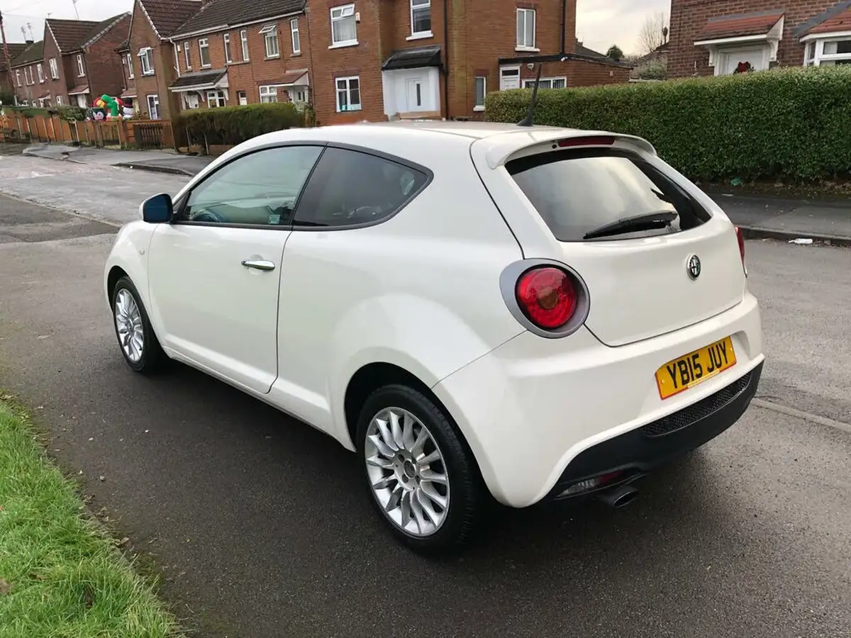 2015-alfa-romeo-mito-09-sprint-big-3