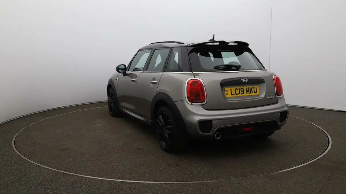 2019-mini-cooper-15-cooper-sport-hatchback-5d-auto-big-52