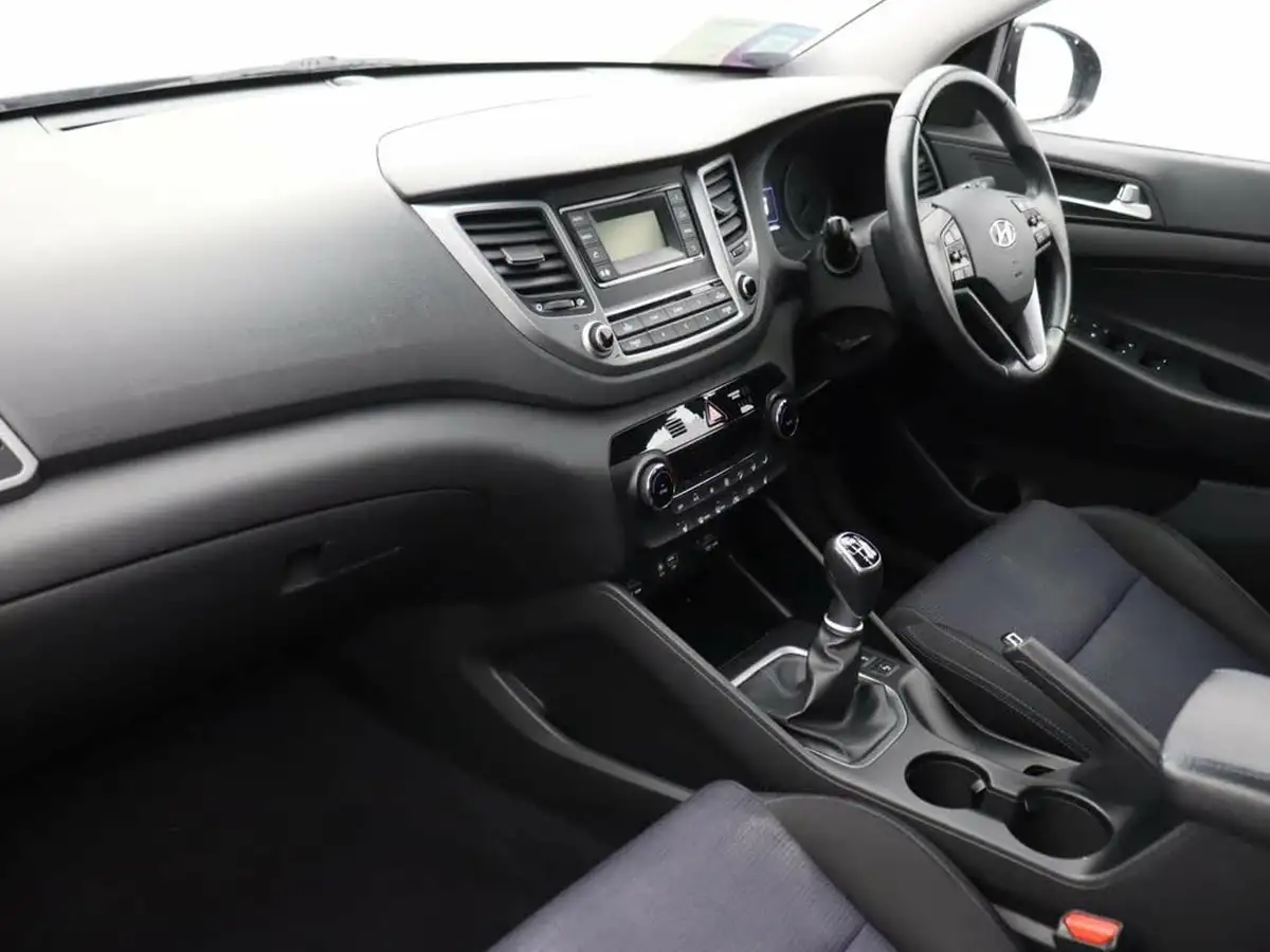 2018-hyundai-tucson-16-gdi-blue-drive-se-big-7