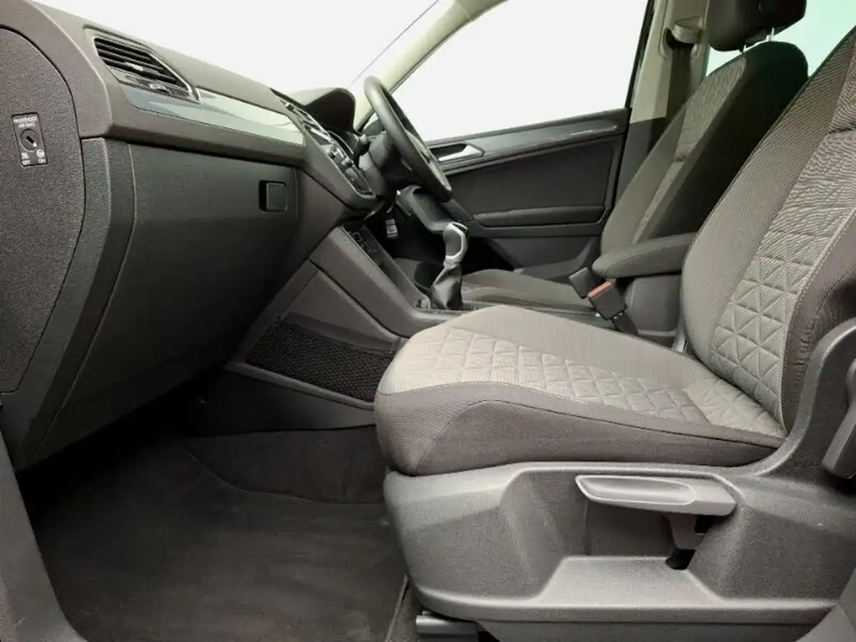 2022-volkswagen-tiguan-15-tsi-life-130ps-big-4