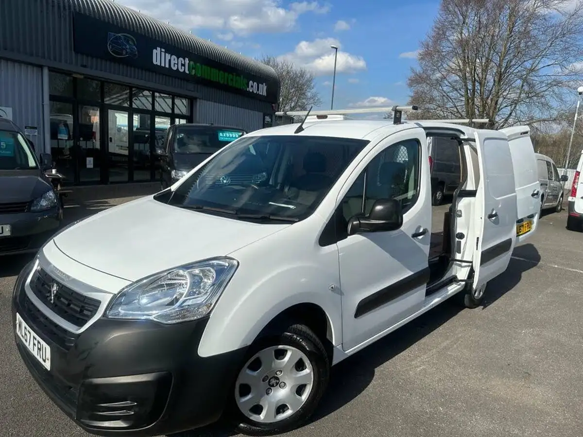 2017-peugeot-partner-16bluehdi-professional-l1-100pseu6-854-big-16