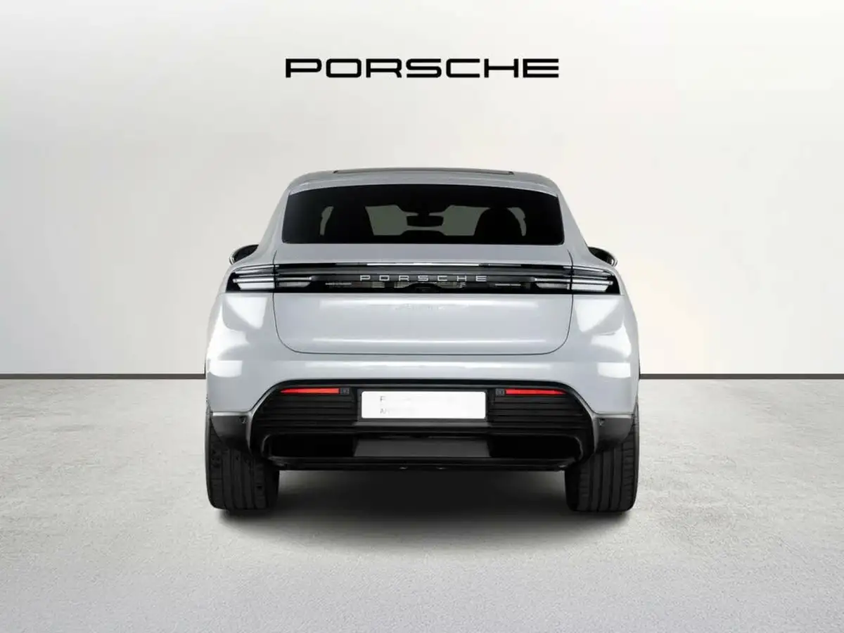 2024-porsche-macan-e-4-electric-big-36