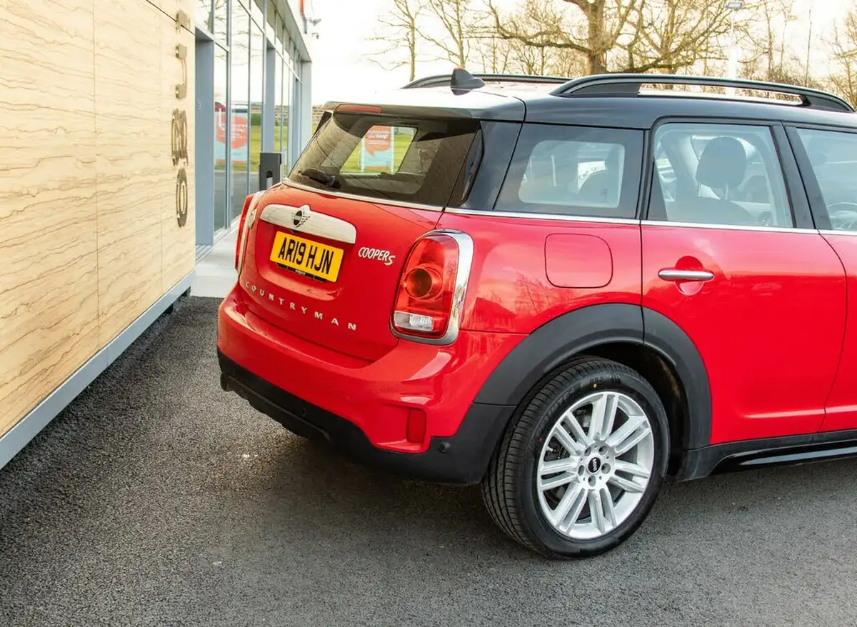 2019-mini-countryman-15-cooper-s-e-phev-exclusive-big-8