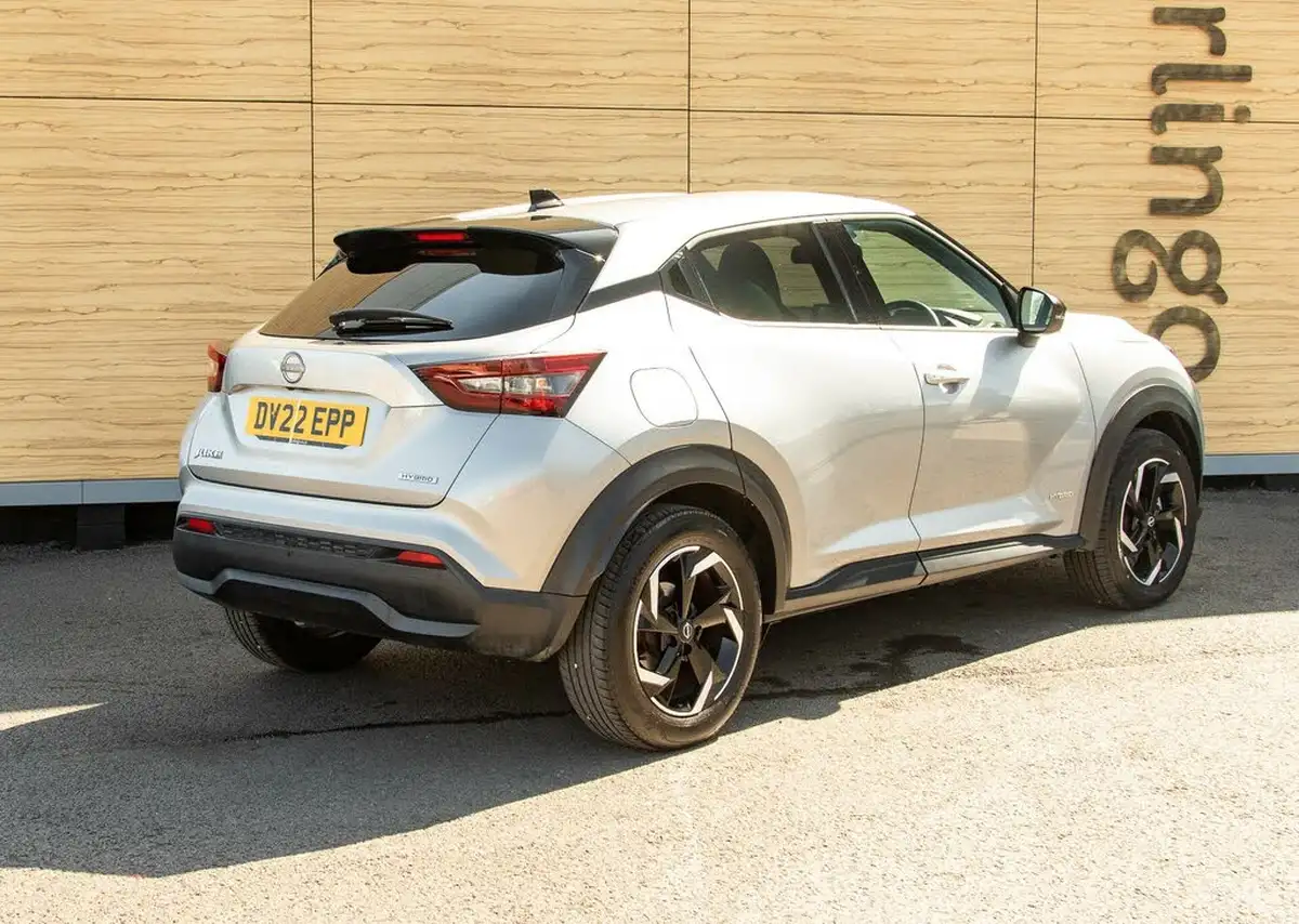 2022-nissan-juke-16-hybrid-n-connecta-big-2