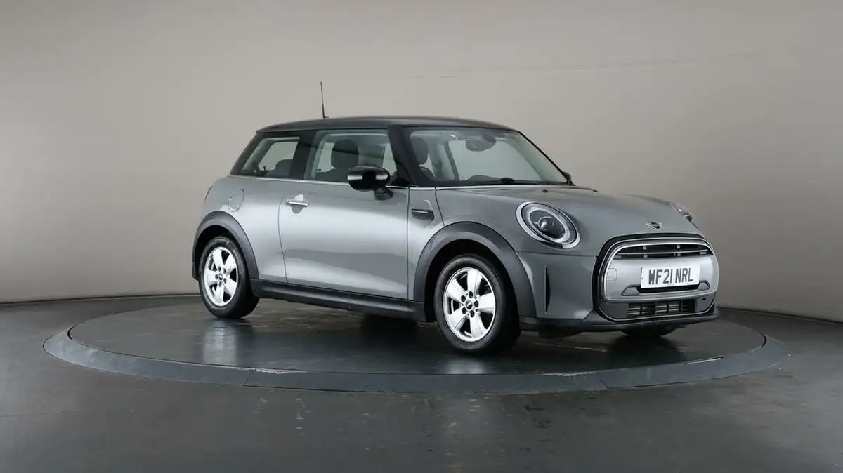 2021-mini-cooper-15-cooper-classic-hatchback-3d-big-42