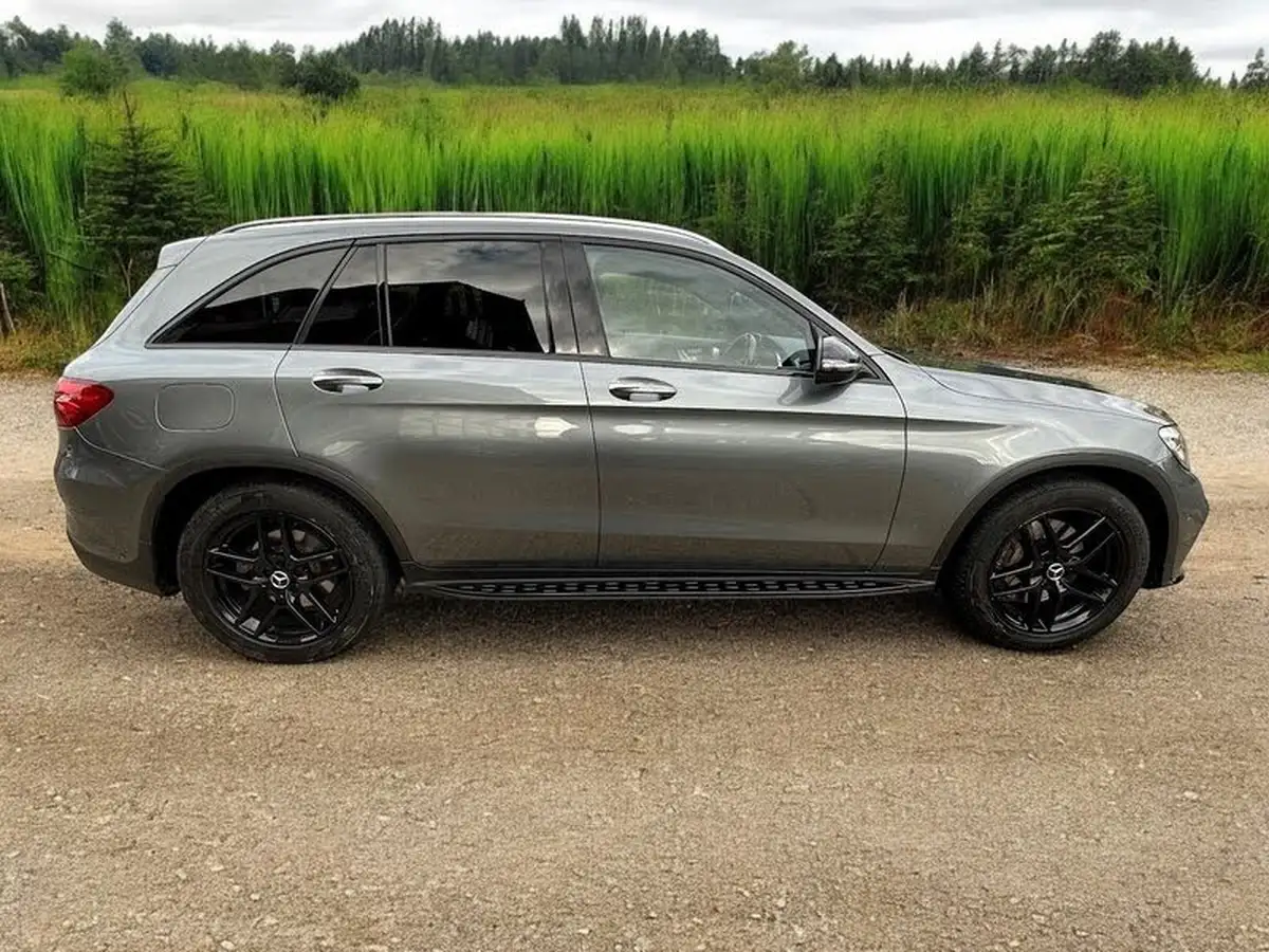 2016-mercedes-benz-glc-class-21d-glc250d-amg-line-premium-plusss-station-wagon-big-8