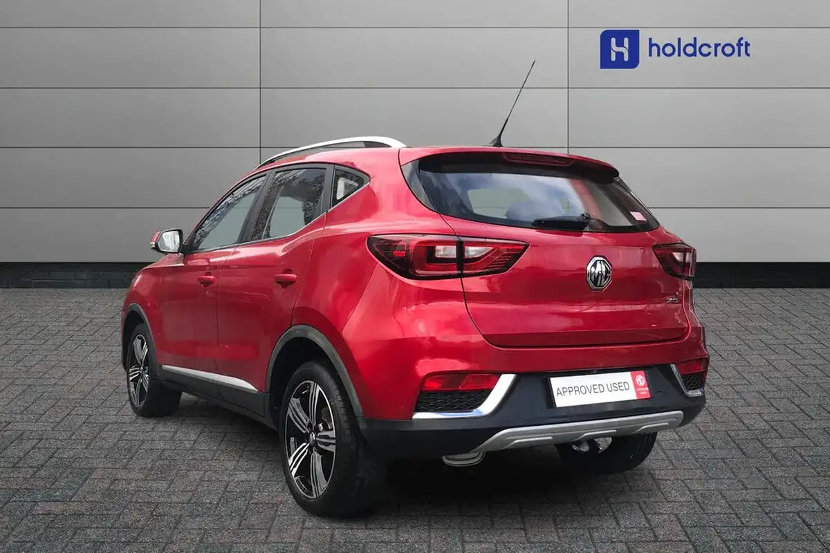2020-mg-zs-suv-10t-gdi-exclusive-111ps-big-1