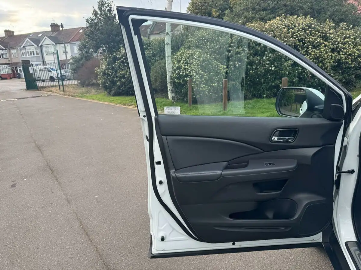 2015-honda-cr-v-20-ex-auto-big-34
