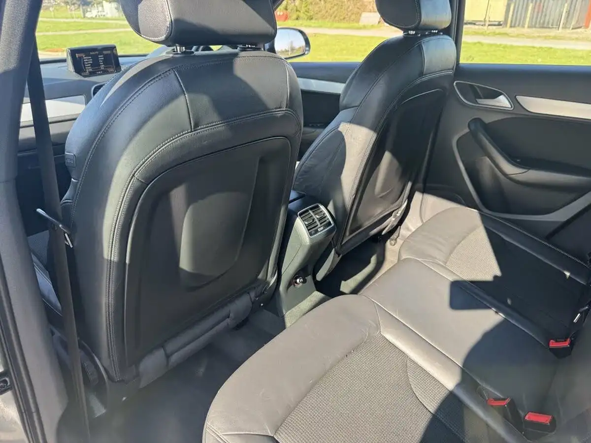 2018-audi-q3-20-tdi-s-line-edition-big-22