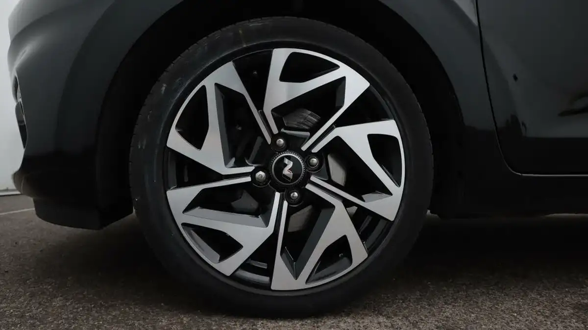 2023-hyundai-i10-10-t-gdi-n-line-big-18