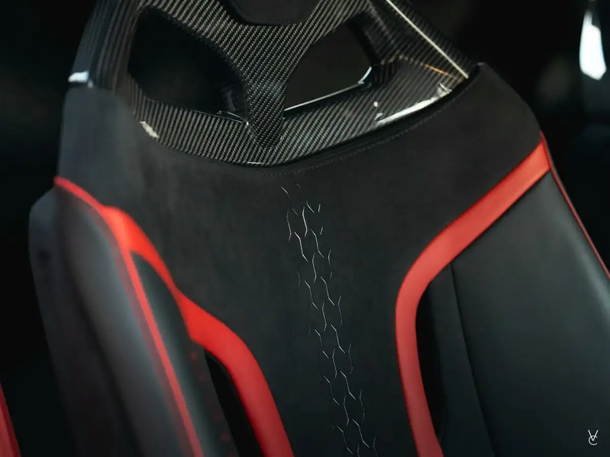 2023-lamborghini-huracan-52-tecnica-big-29