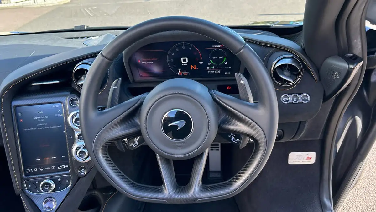 2022-mclaren-720s-40-coupe-big-8