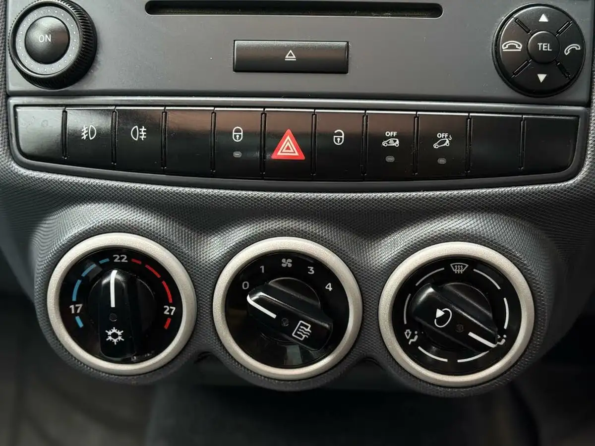 2006-smart-forfour-11-passion-semi-a-big-16