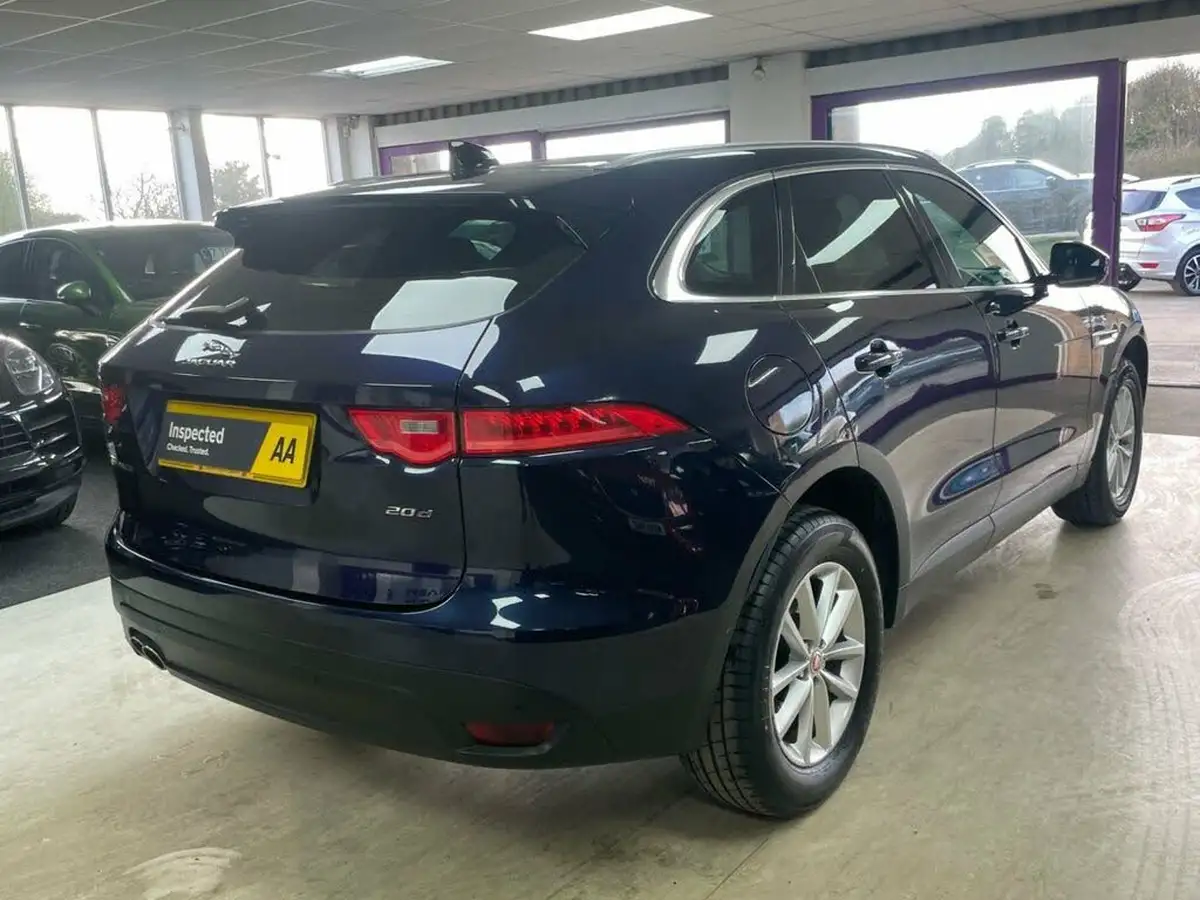 2017-jaguar-f-pace-20-i4d-prestige-180ps-ss-auto-big-4