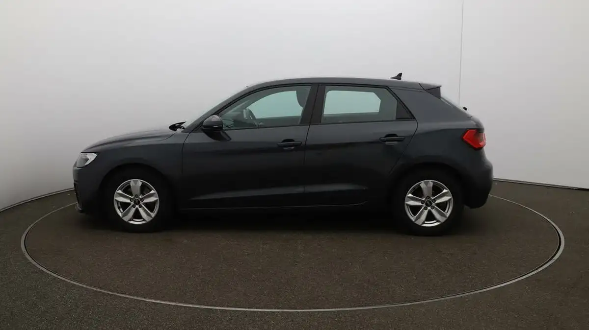 2022-audi-a1-10-30-tfsi-technik-big-56