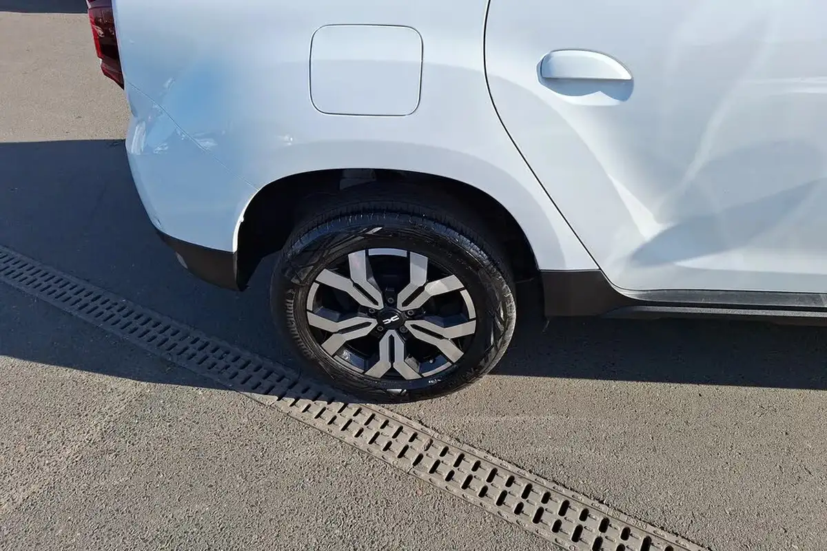 2024-dacia-duster-09-tce-journey-big-3