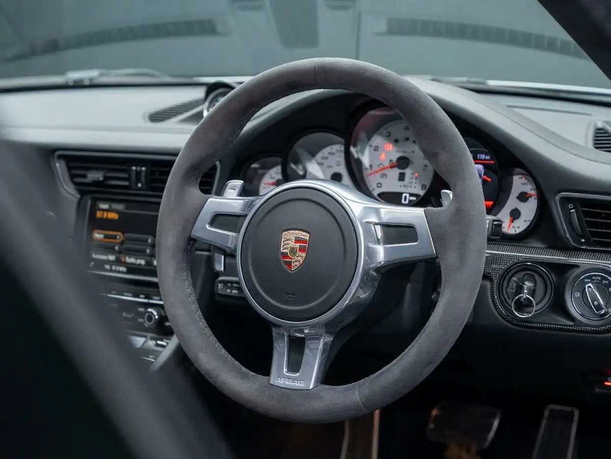 2014-porsche-911-38-turbo-s-coupe-big-7