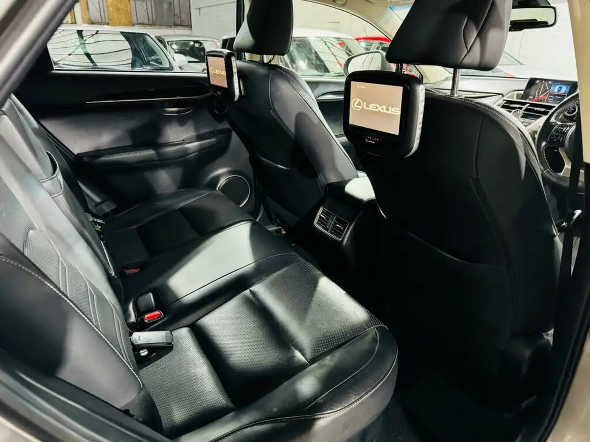 2015-lexus-nx-300h-25-premier-194bhp-panoramic-roof-big-14