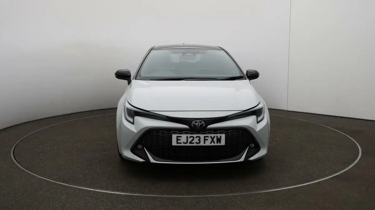 2023-toyota-corolla-18-vvt-i-gr-sport-138bhp-hatchback-big-2