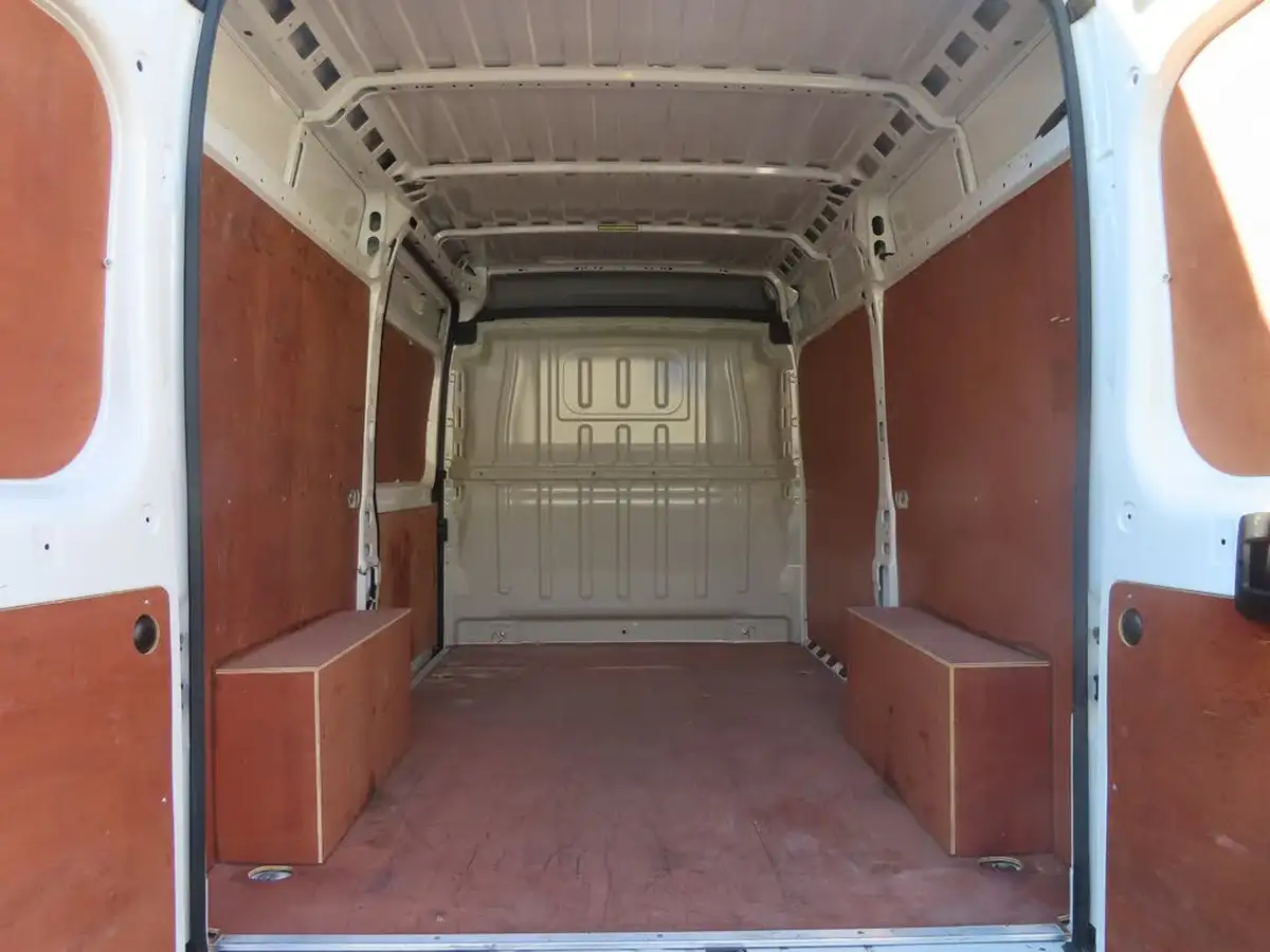 2020-peugeot-boxer-22-bluehdi-professional-335-l2-h2-big-41