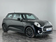 2018 MINI Cooper 1.5 Cooper Classic (s/s) Hatchback 3d