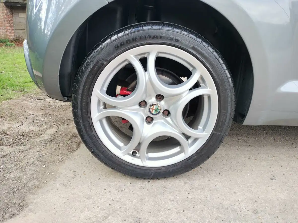2012-alfa-romeo-mito-16td-veloce-big-39
