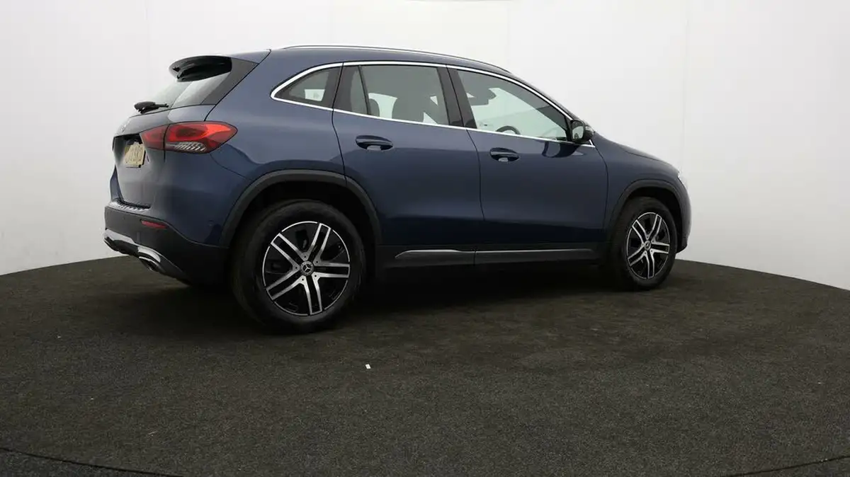 2023-mercedes-benz-gla-class-13-gla-200-sport-executive-station-wagon-big-43