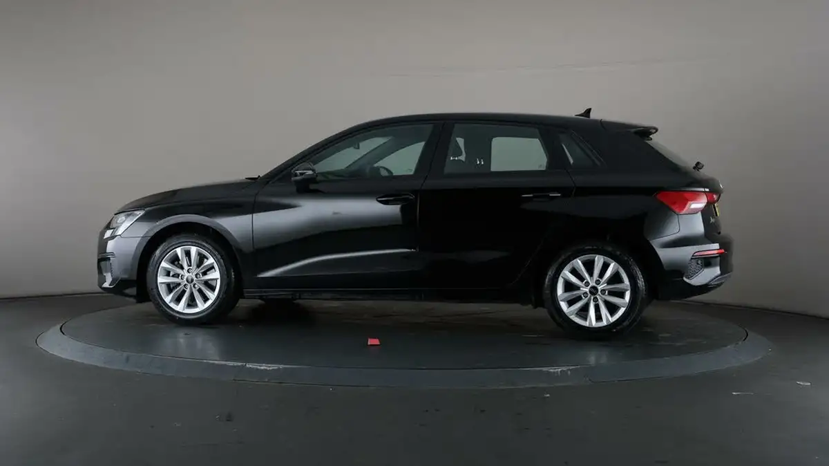 2021-audi-a3-10-30-tfsi-technik-big-28