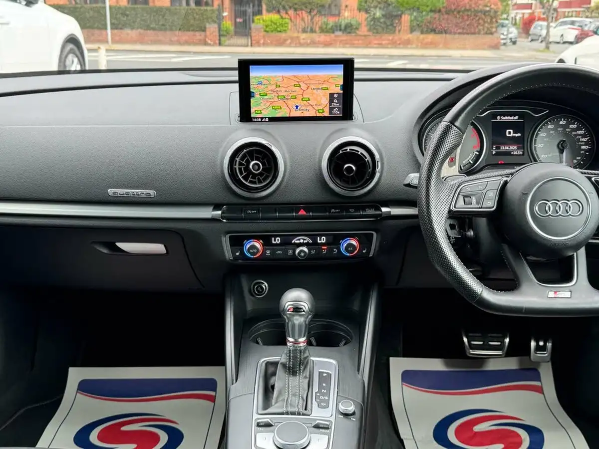 2017-audi-s3-20-tfsi-sportback-5d-s-tronic-big-15