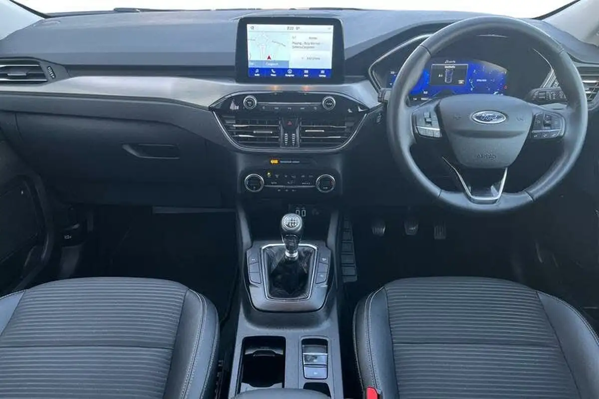 2022-ford-kuga-big-9