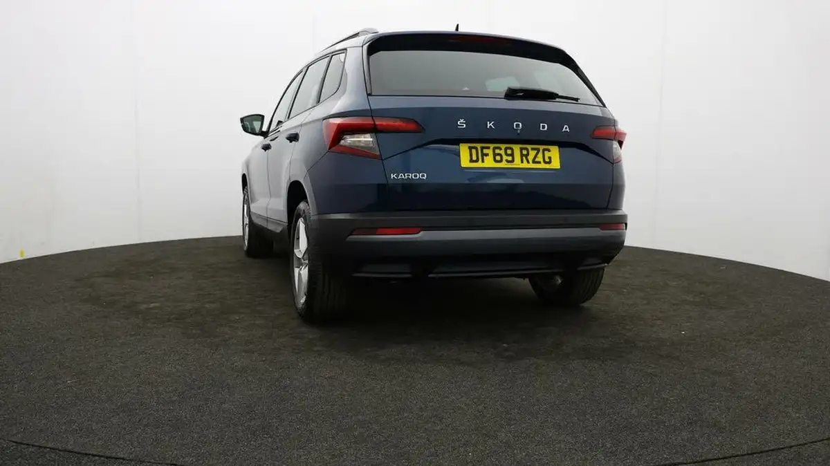 2020-skoda-karoq-15-tsi-se-dsg-big-22