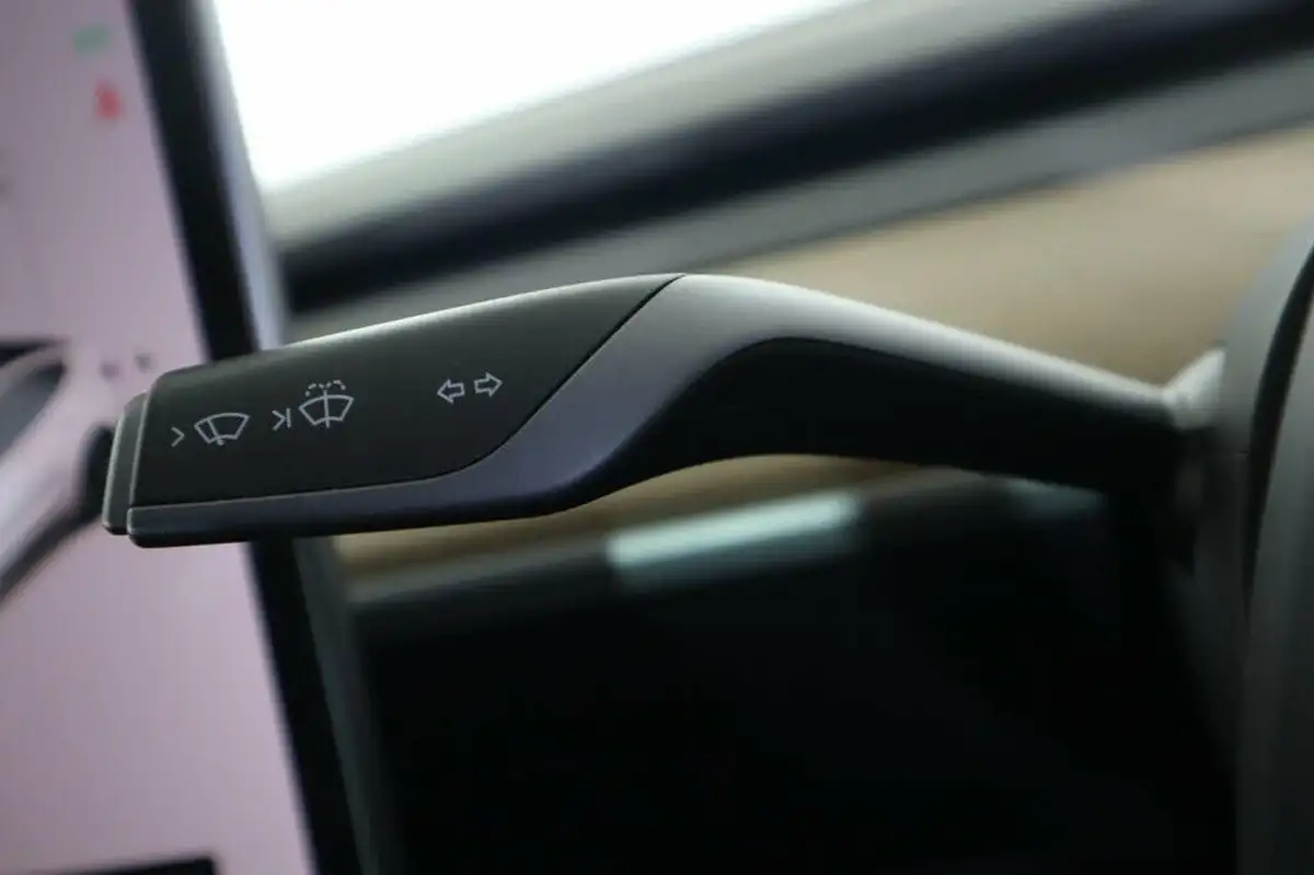 2021-tesla-model-3-e-long-range-4x4-big-55