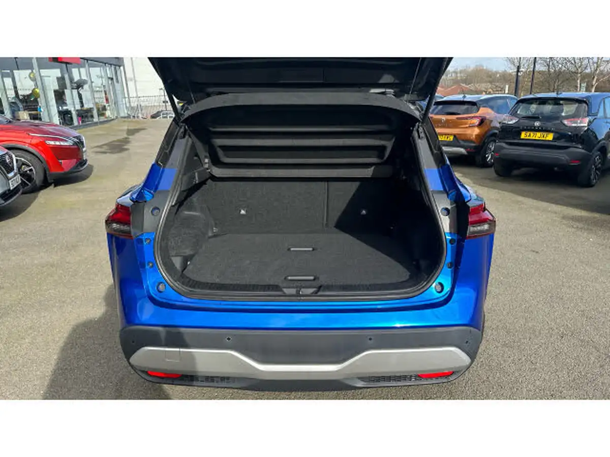 2021-nissan-qashqai-13-dig-t-premiere-edition-140ps-big-3