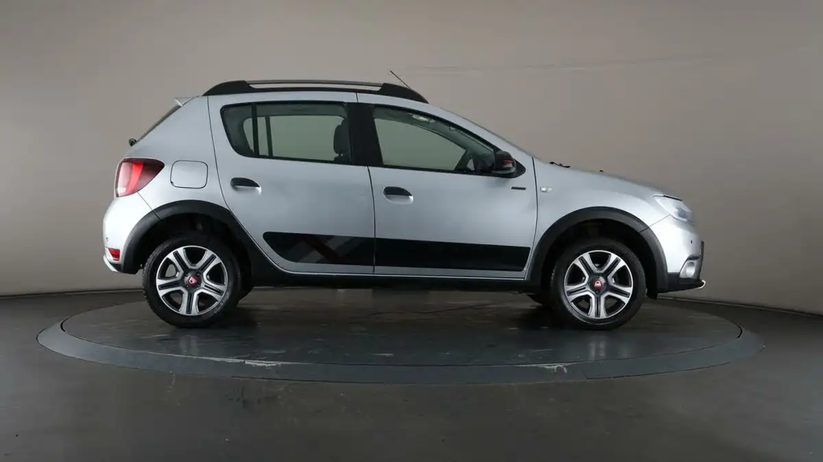 2019-dacia-sandero-stepway-09-tce-techroad-big-53