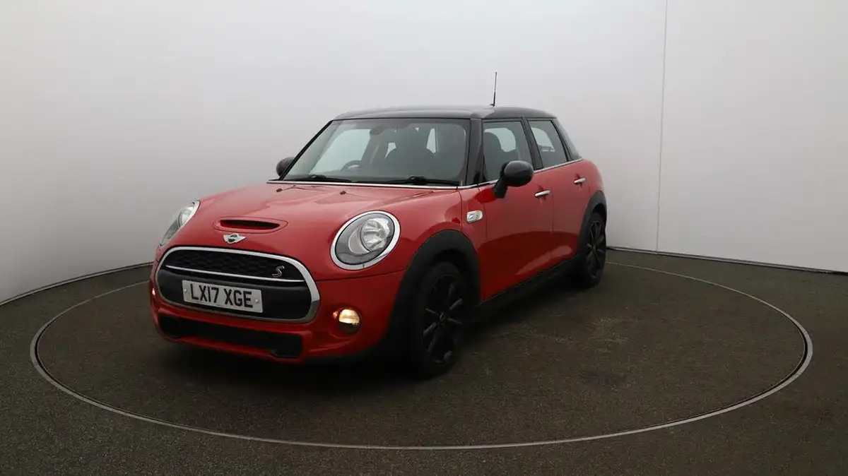 2017-mini-cooper-20-cooper-s-ss-hatchback-5d-big-25
