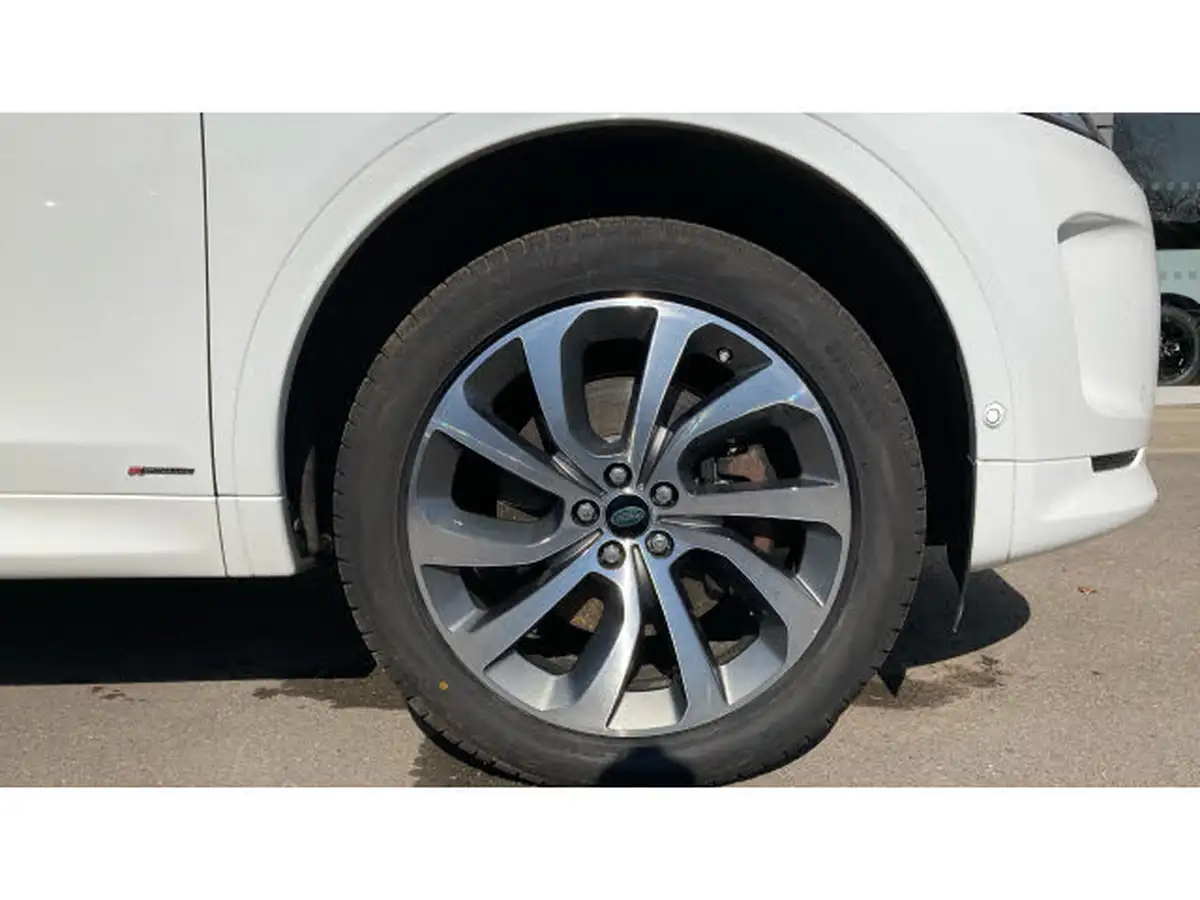 2021-land-rover-discovery-sport-20-d165-r-dynamic-s-plus-big-7