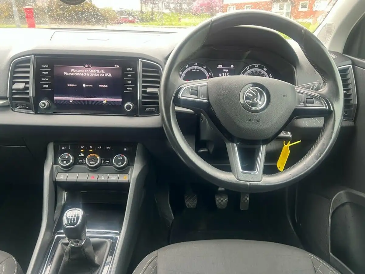 2020-skoda-karoq-10-tsi-se-115ps-big-16